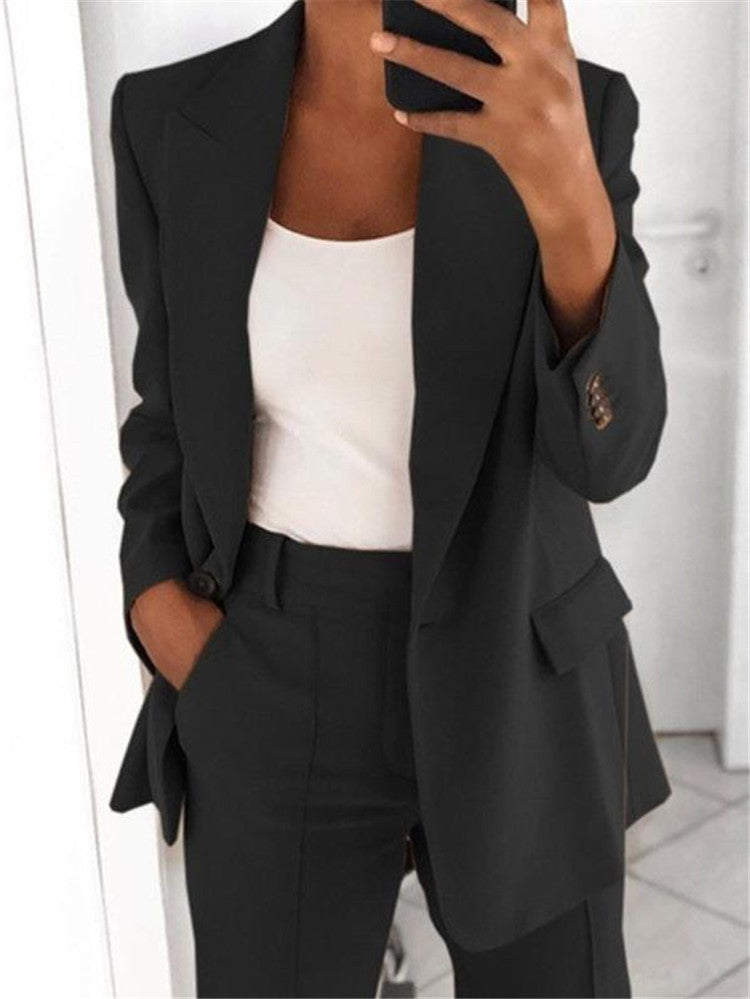 Elegant Women's Suit