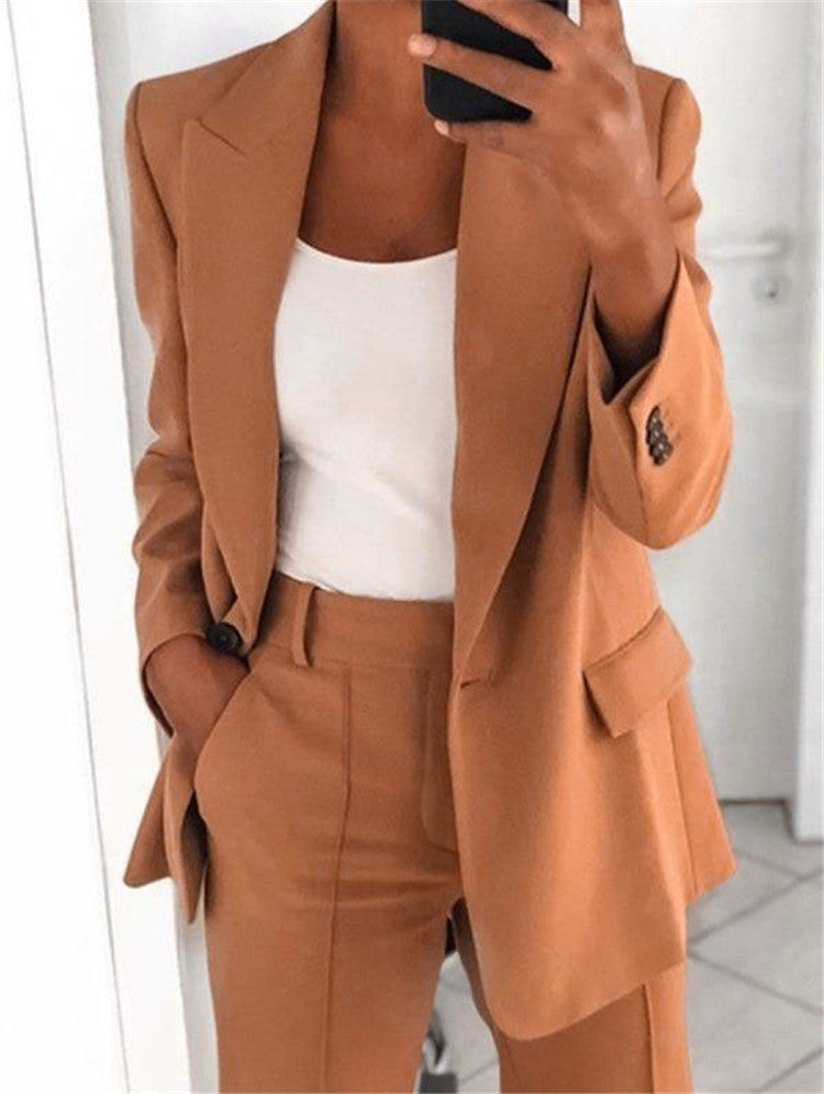 Elegant Women's Suit