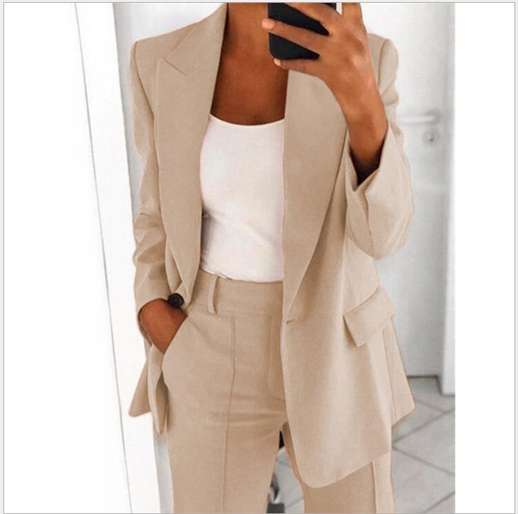 Elegant Women's Suit